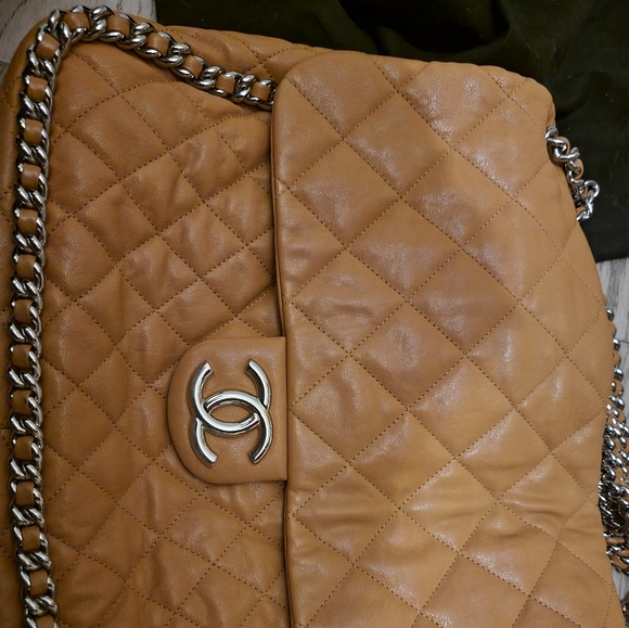 Chanel Maxi Flap 2015 collection - Picture 5 of 9